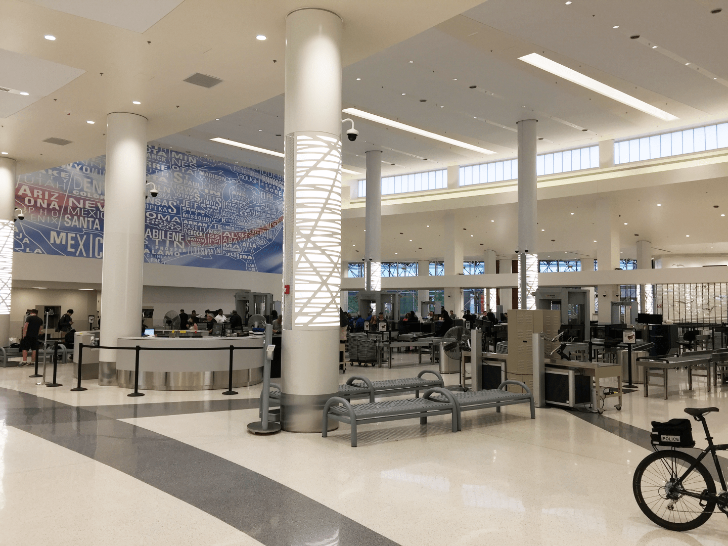 BWI DE Connector Security Checkpoint (Large) BWI DE Connector Security Checkpoint
